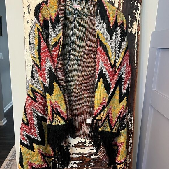 Woven Heart open cardigan fringe shawl knot sweater. Women’s size L. Southwest. - Picture 4 of 7
